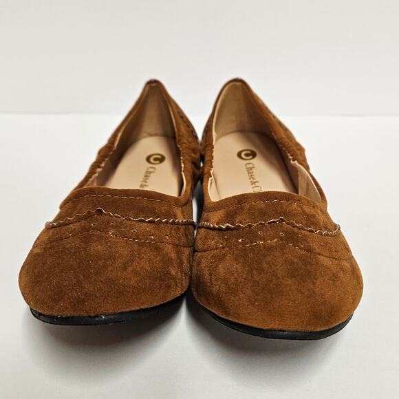 Brown Faux Suede Wingtip Design Chase & Chloe Anny Slip On Ballet Flats Size 7‎ - Picture 5 of 10
